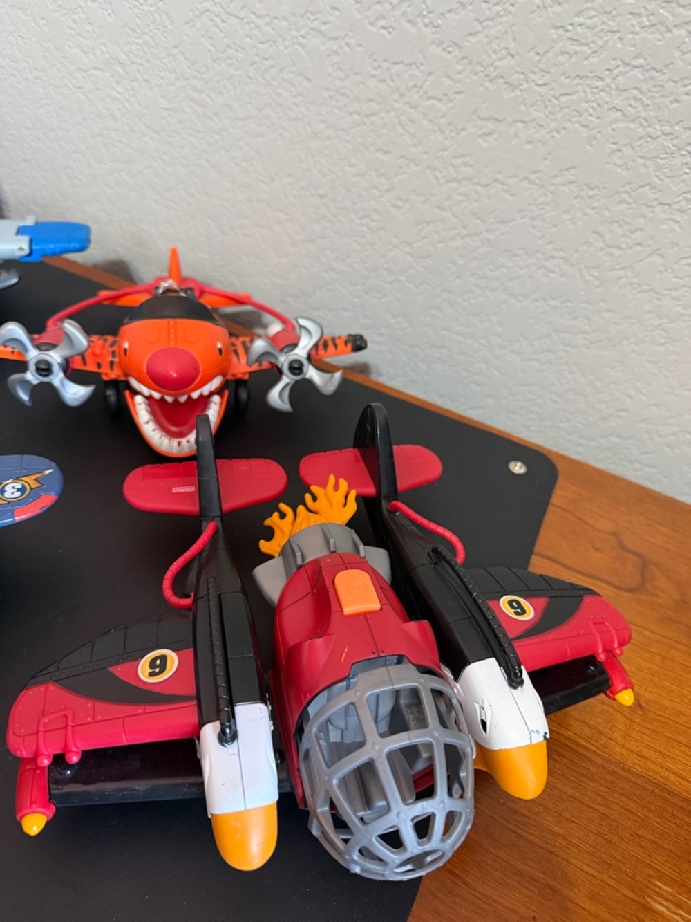Vintage Fisher Price Imaginext Airplane Sky Racer Tornado Twin Eagle Tiger Shark - Picture 5 of 16